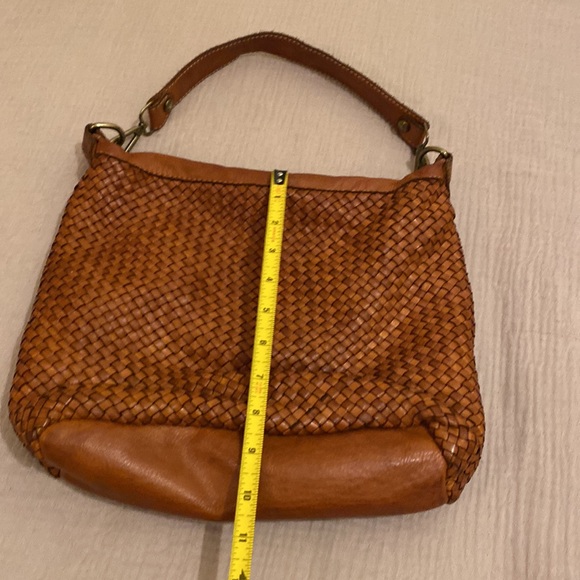 VERA PELLE  Made in Italy Woven Tan Leather Shoulder Bag / crossbody bag . - Picture 4 of 11